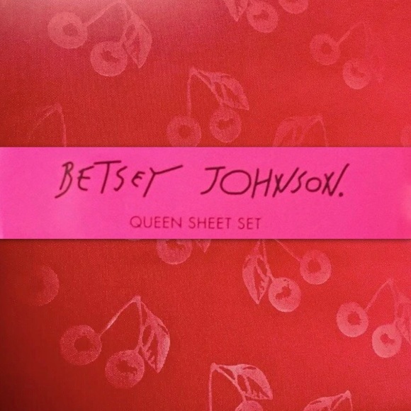 Betsey Johnson Other - Betsey Johnson Embossed Red Cherry Queen Sheets🍒